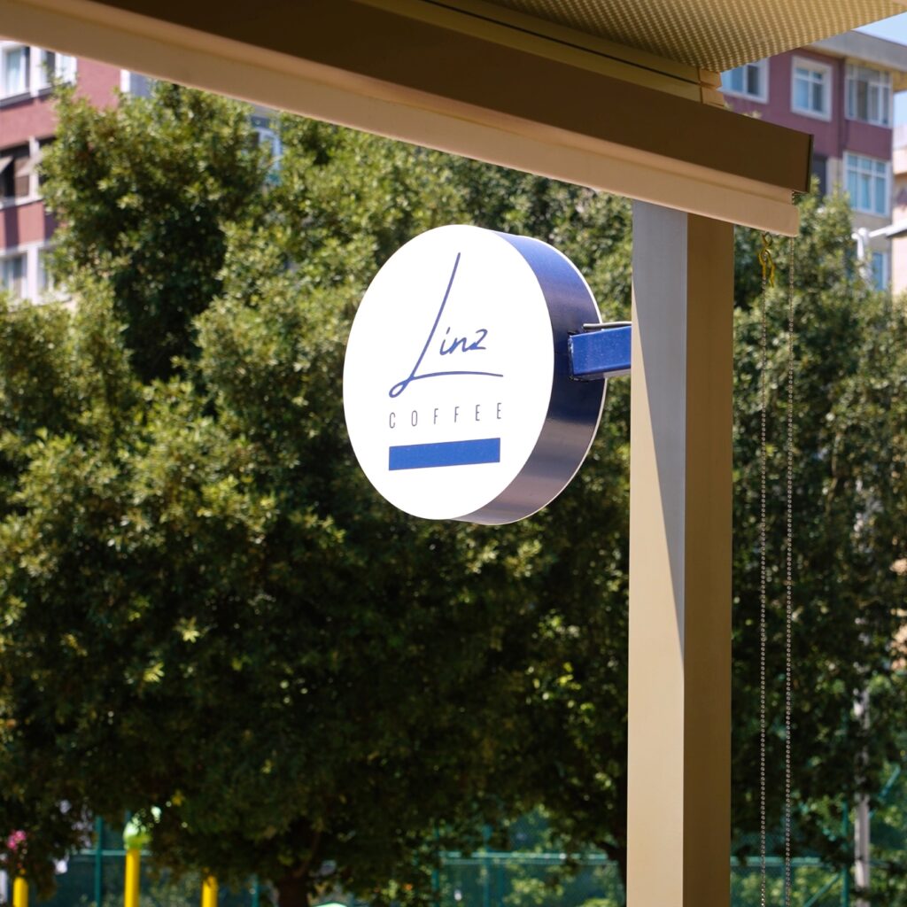 lz24, linz coffee, interior design, coffee shop